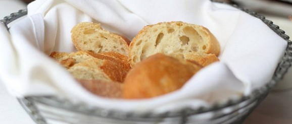 кусочек хлеба